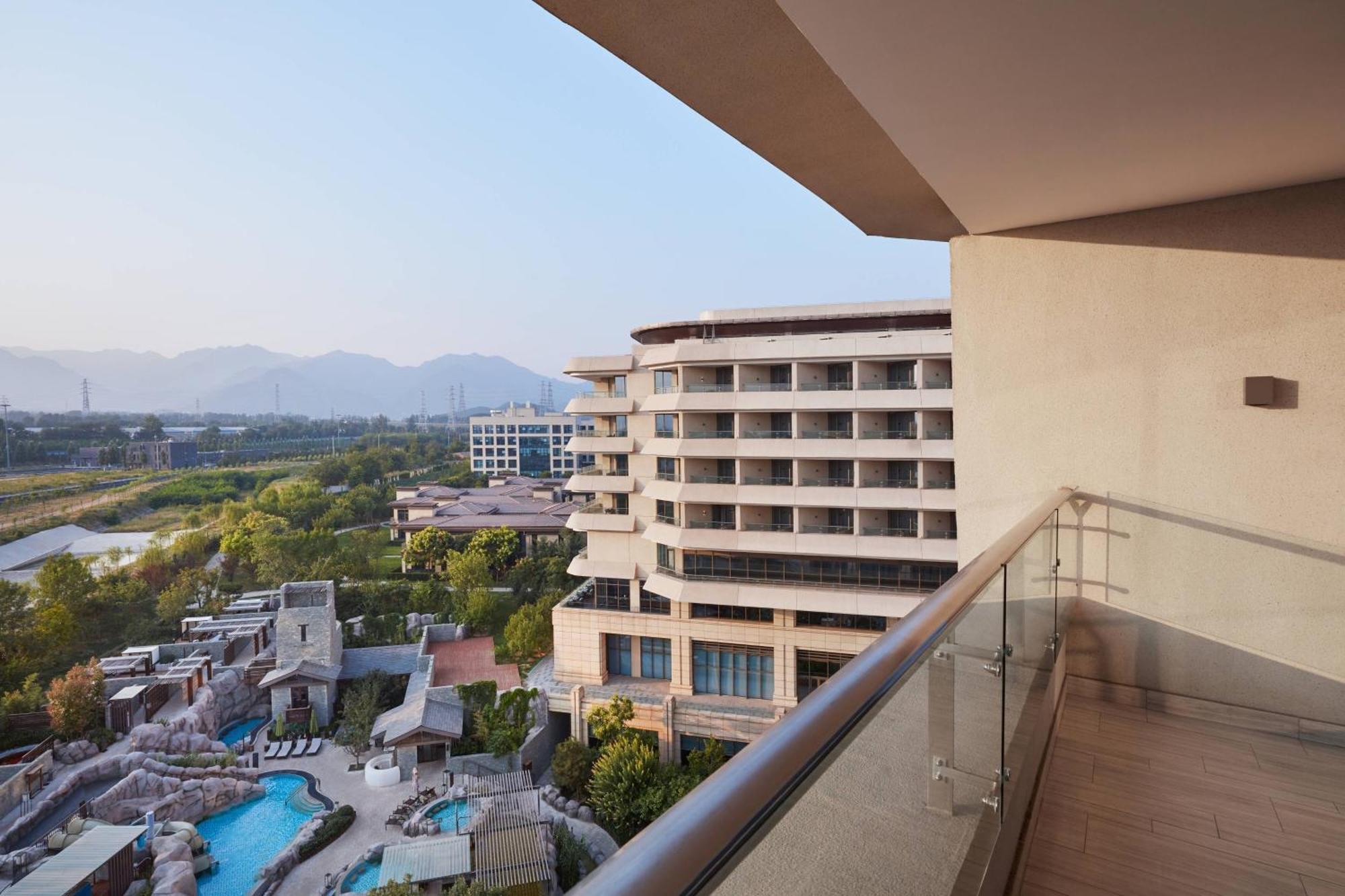 Beijing Marriott Hotel Csangping Kültér fotó